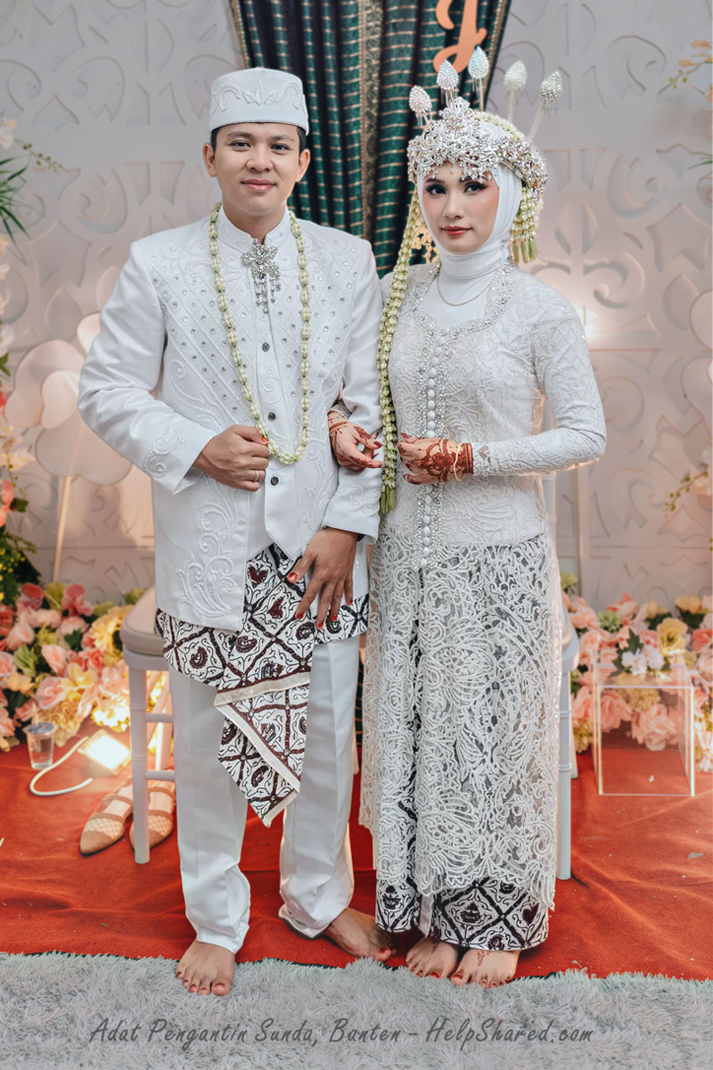 baju-adat-sunda-banten Pakaian Adat Sunda Banten