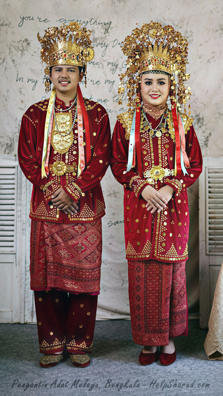 baju-adat-pengantin-bengkulu Pakaian Adat Pengantin Bengkulu