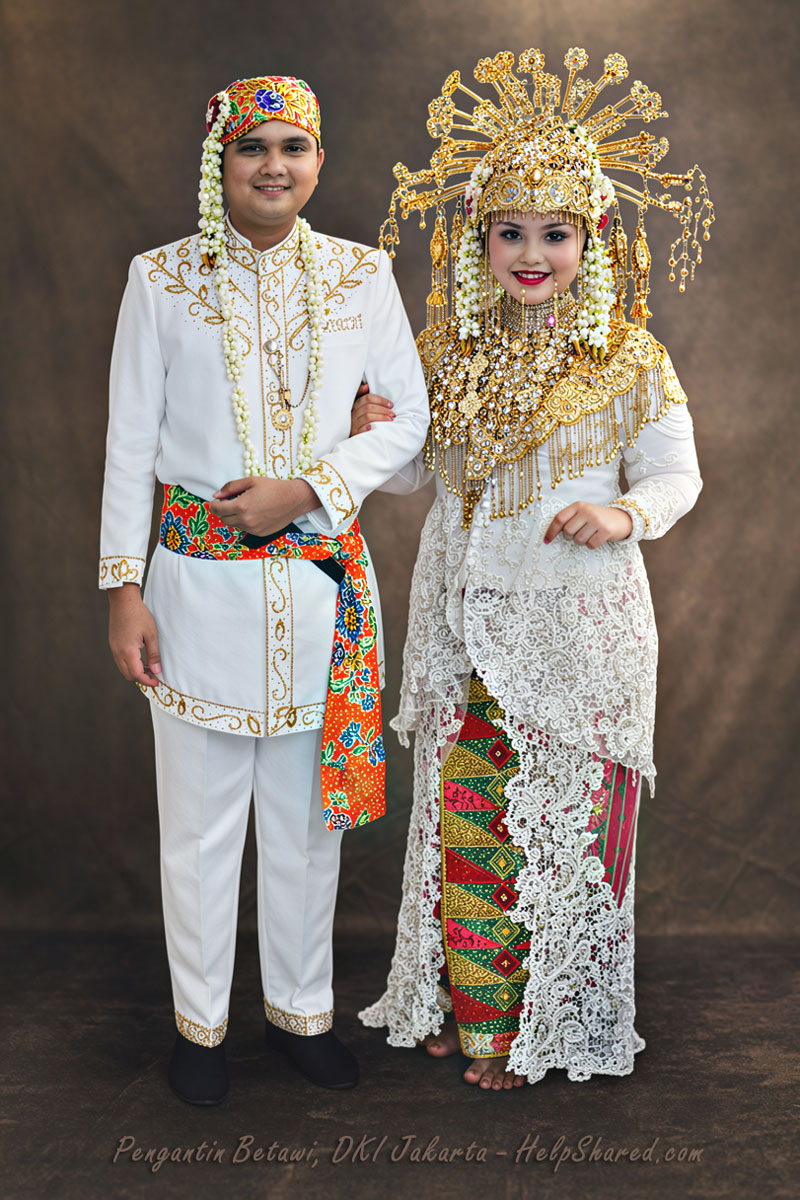 pakaian-adat-pengantin-betawi Pakaian Adat