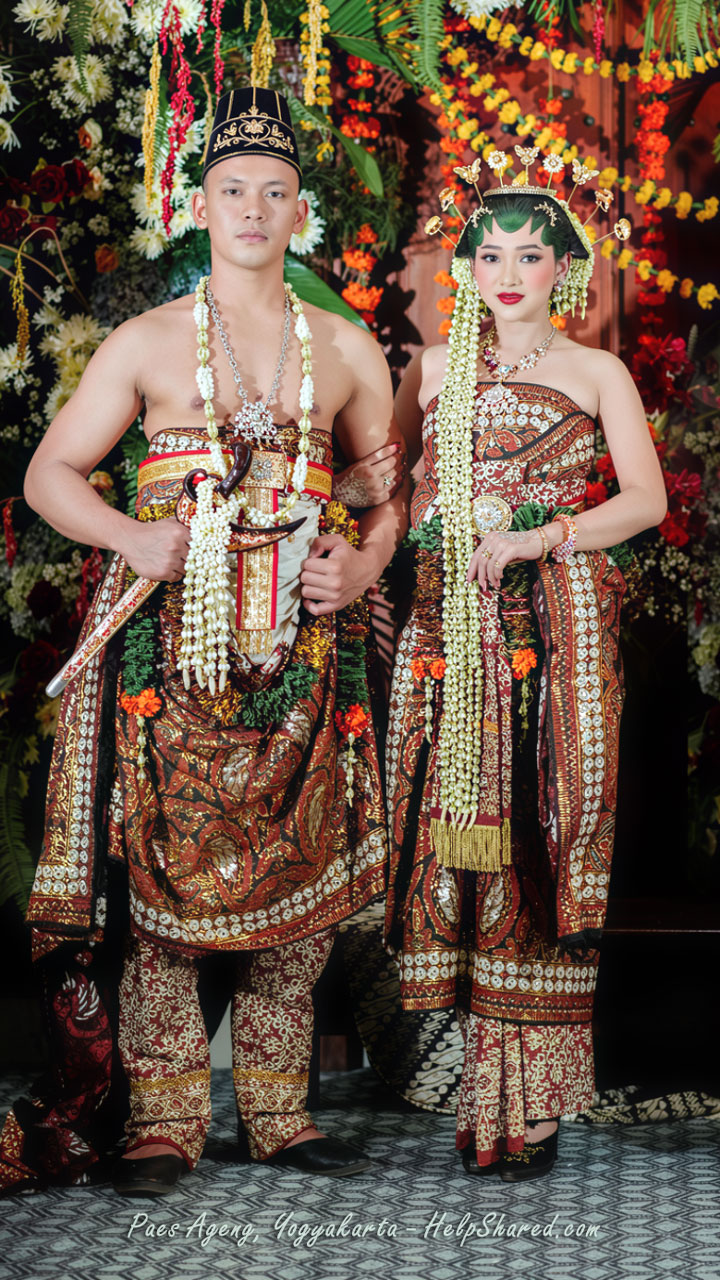 baju-adat-paes-ageng-yogyakarta Pakaian Adat Paes Ageng Yogyakarta