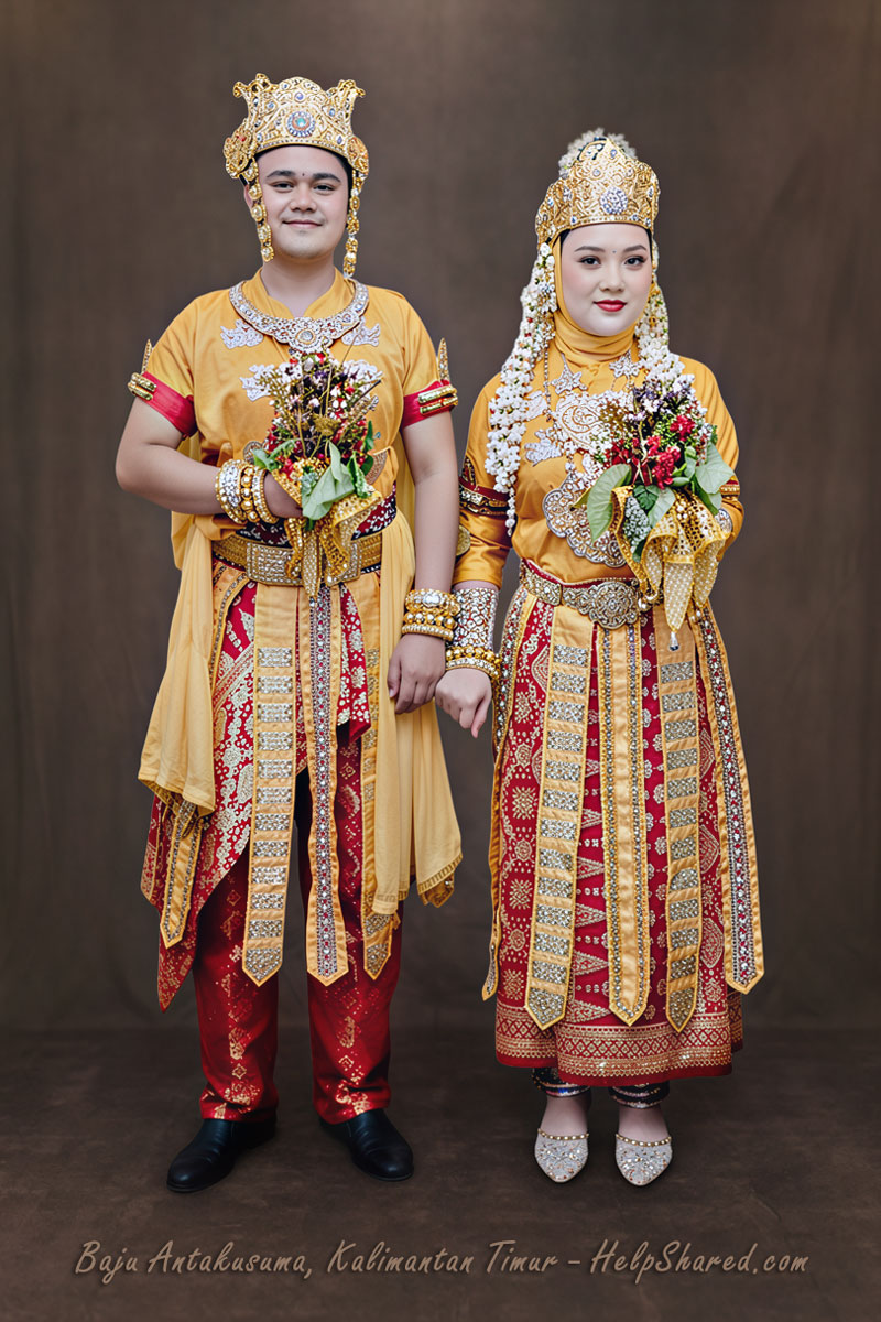 baju-adat-antakusuma-kaltim Pakaian Adat Antakusuma Kaltim