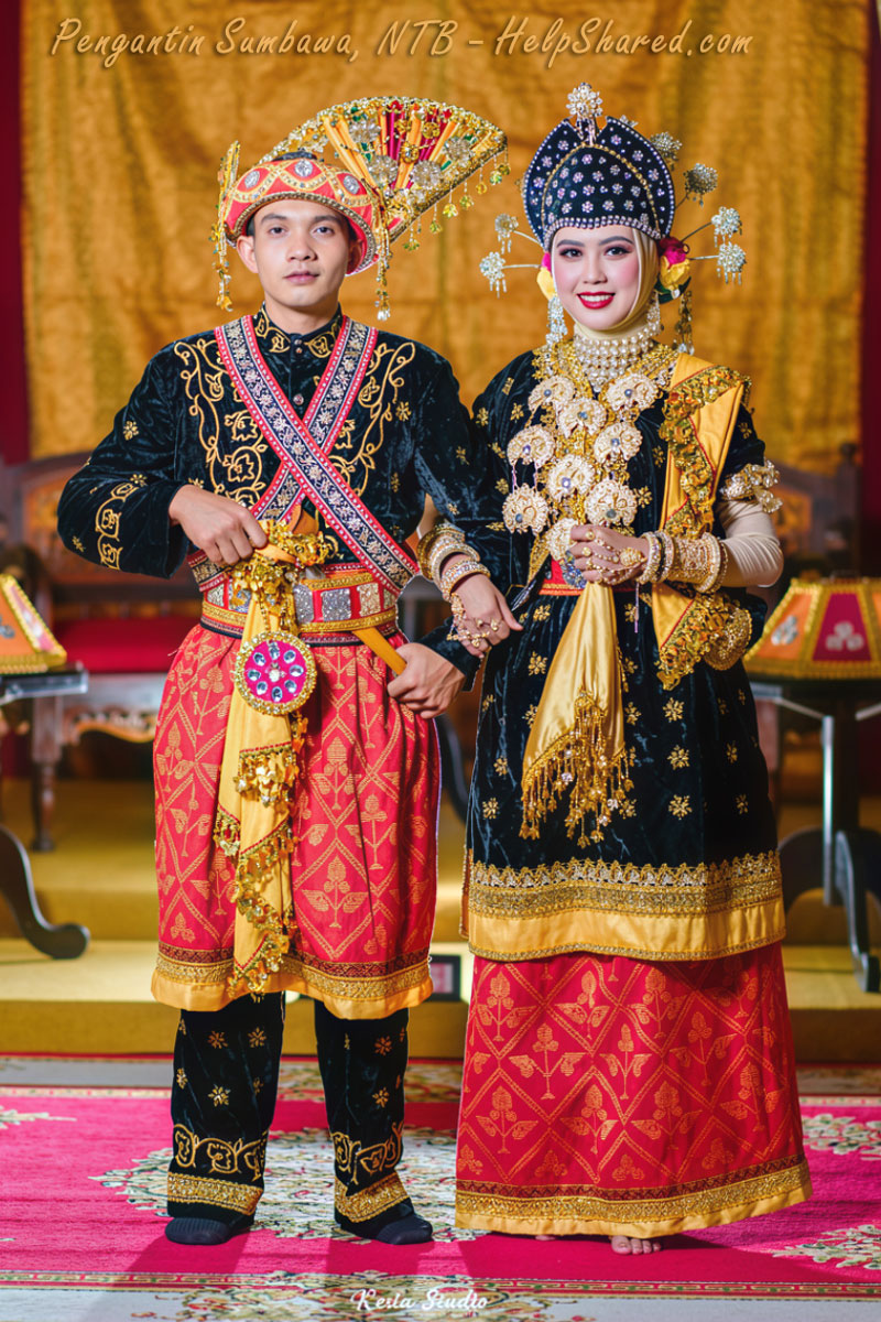 baju-adat-pengantin-sumbawa-ntb Pakaian Adat Pengantin Sumbawa NTB