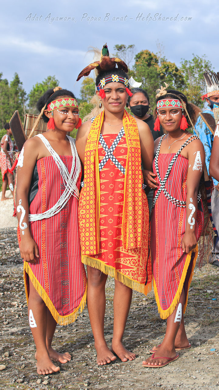baju-adat-ayamaru-papua-barat Pakaian Ayamaru Adat Papua Barat