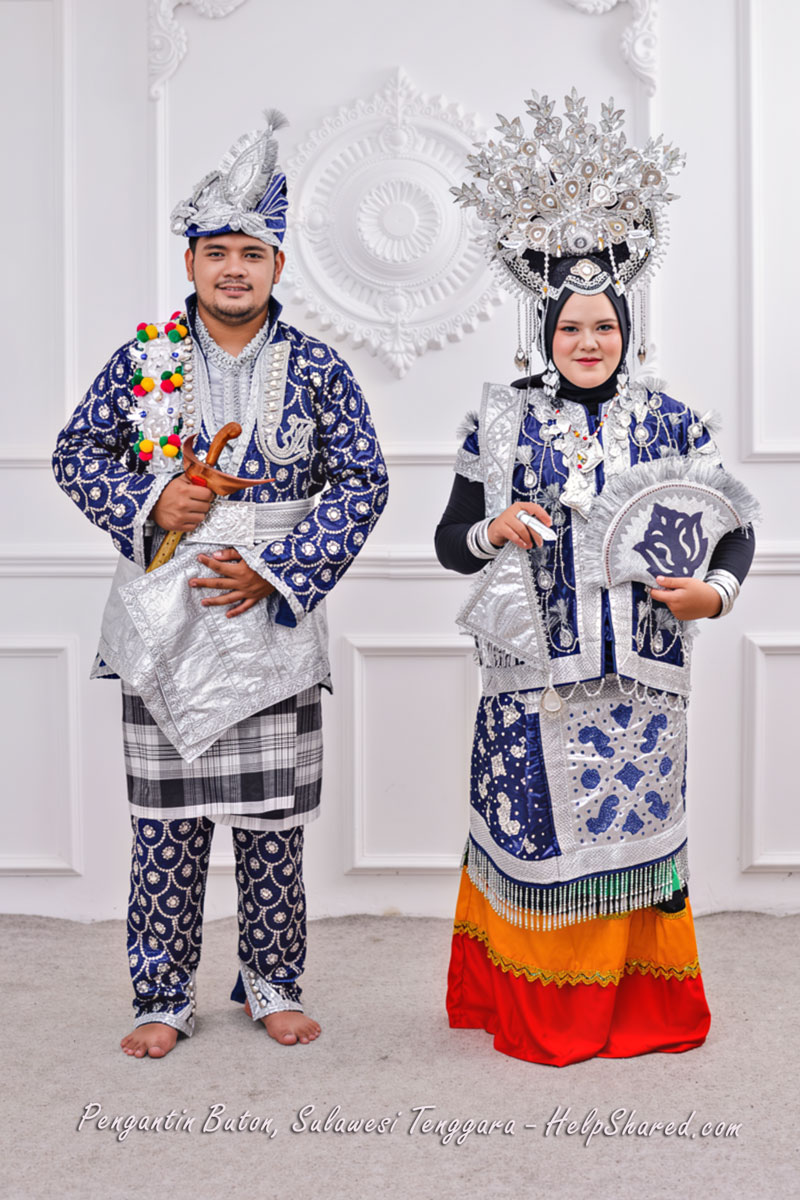 baju-adat-pengantin-buton Pakaian Adat Pengantin Buton