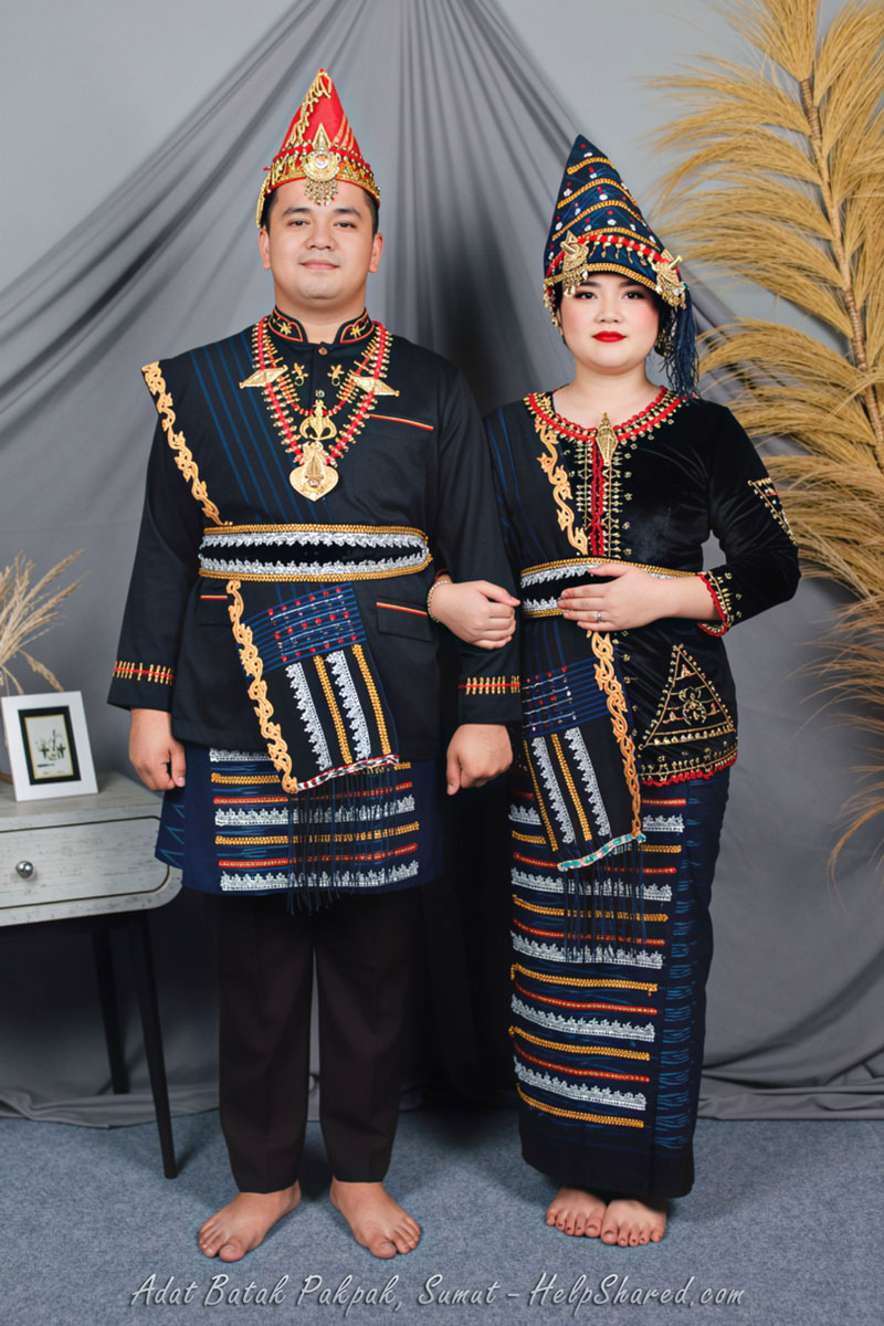 baju-adat-batak-pakpak Pakaian Adat Batak Pakpak