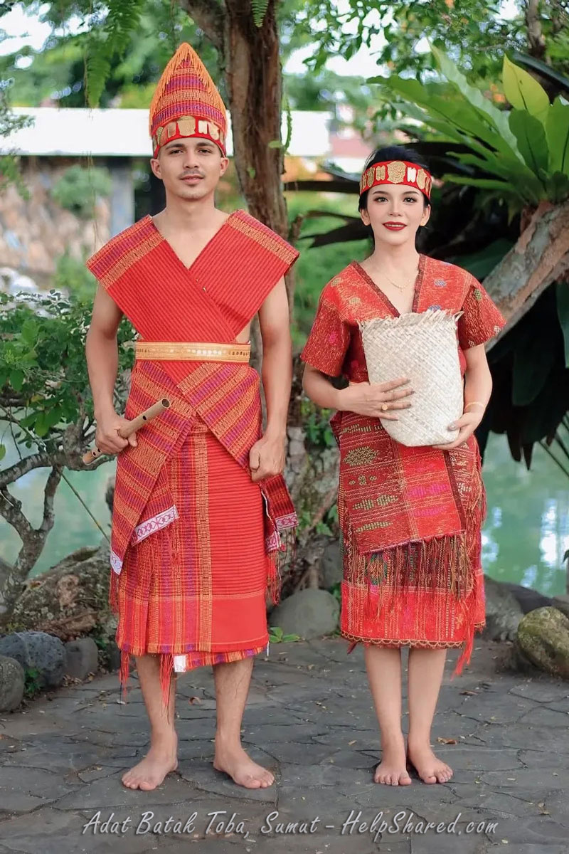 baju-adat-batak-toba Pakaian Adat Batak Toba